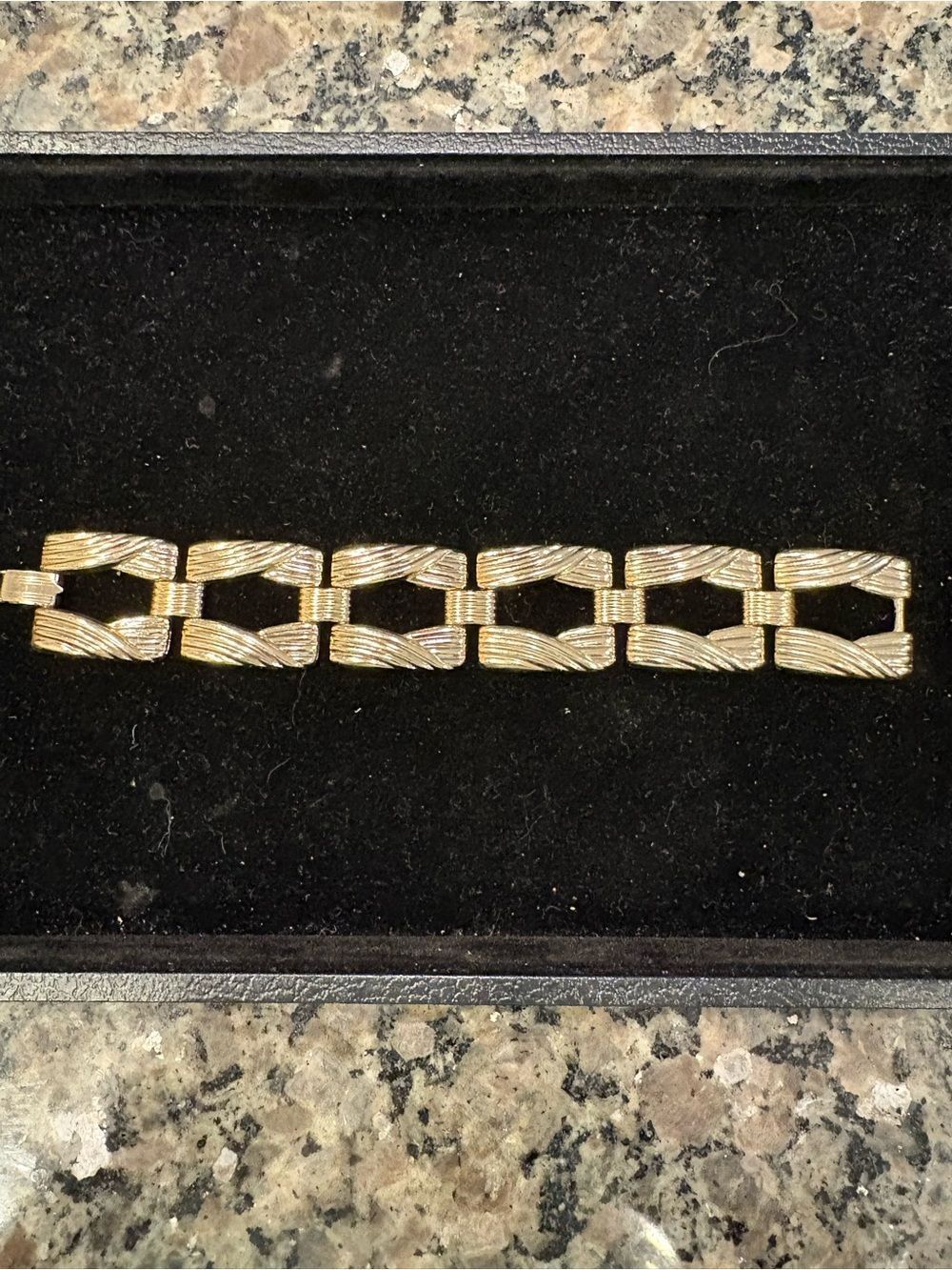 VTG Sarah Coventry ‘Gad-A-Bout’ Gold Textured Link Bracelet 1964